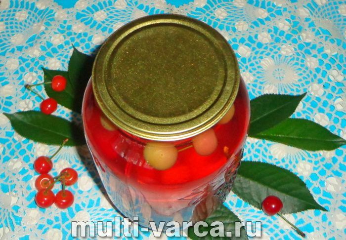 Компот зі шпанки на зиму