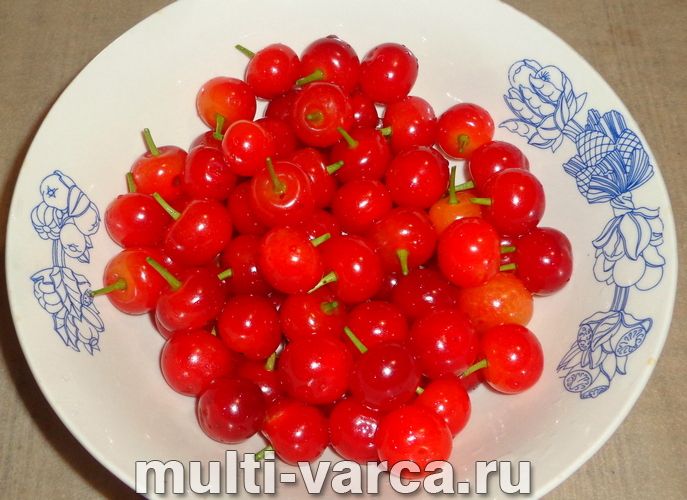 Компот зі шпанки на зиму