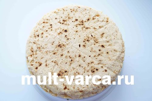 Корж на жовтках у мультиварці