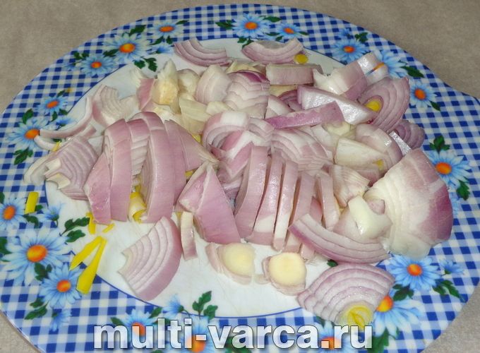 Куряча печінка у вершках у мультиварці