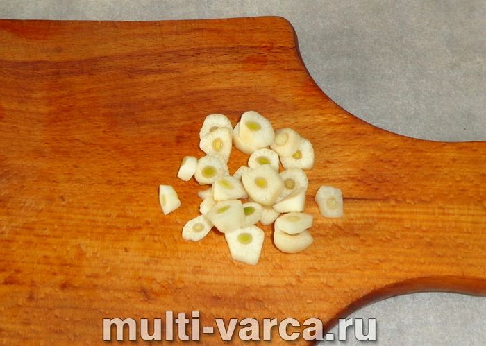 Куряча печінка у вершках у мультиварці