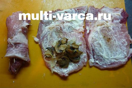 М'ясні рулетики з грибами