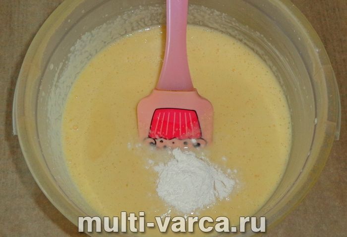 Манник на сметані в мультиварці