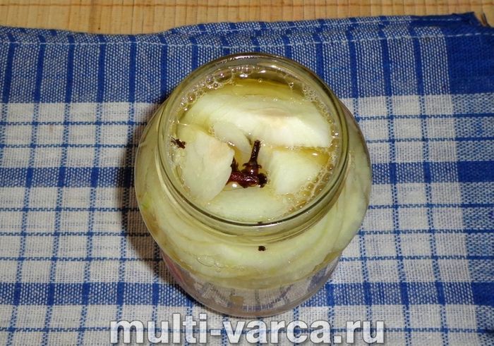 Маринована цибуля на зиму
