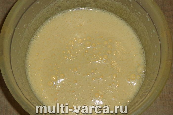 Пиріг «Зебра» на кефірі в мультиварці