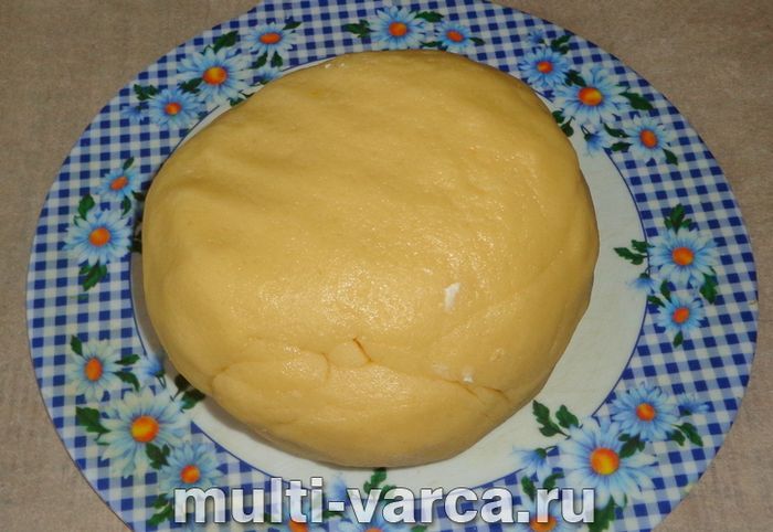Пісочний пиріг із ягодами в мультиварці