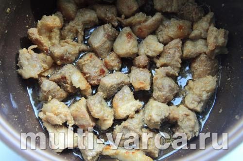 Плов зі свинини в мультиварці
