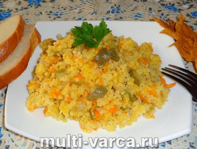 Пшоняна каша з кабачками в мультиварці