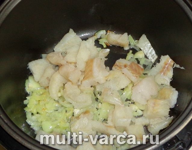 Рис із рибою в мультиварці