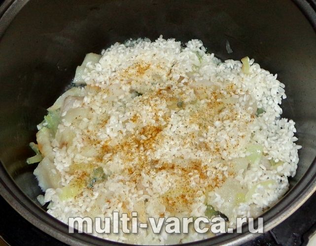 Рис із рибою в мультиварці