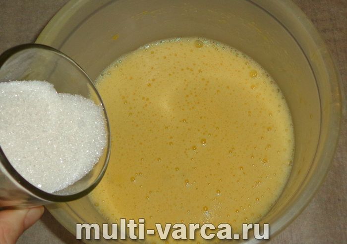 Різдвяний пиріг у мультиварці