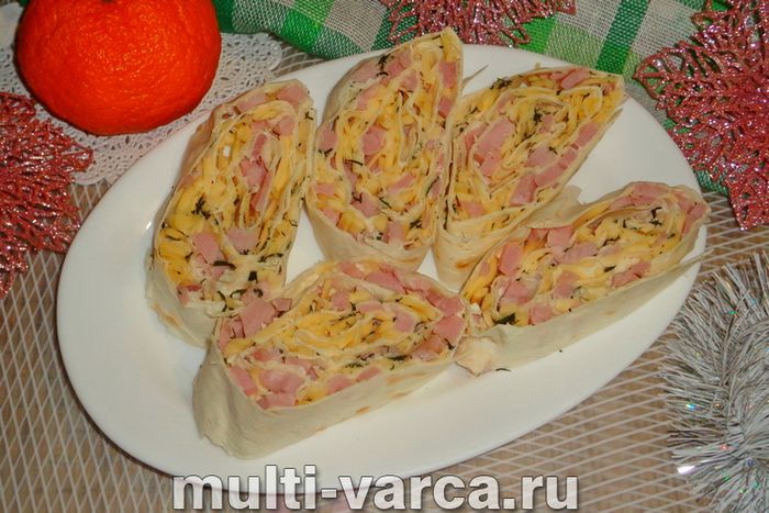 Рулет із лаваша з шинкою та сиром