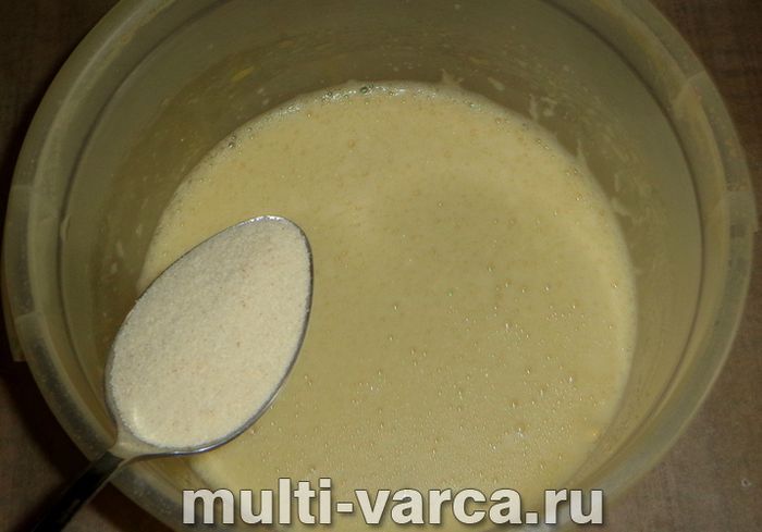 Сирна запіканка з персиками в мультиварці