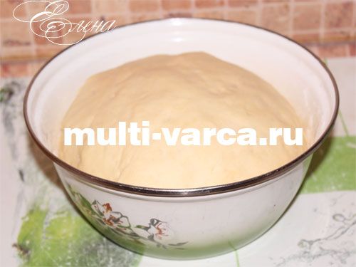 Сирні булочки в мультиварці