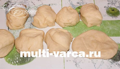 Сирні булочки в мультиварці