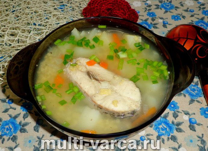 Уха зі щуки в мультиварці