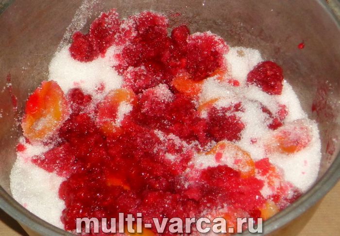 Варення з абрикосів і малини