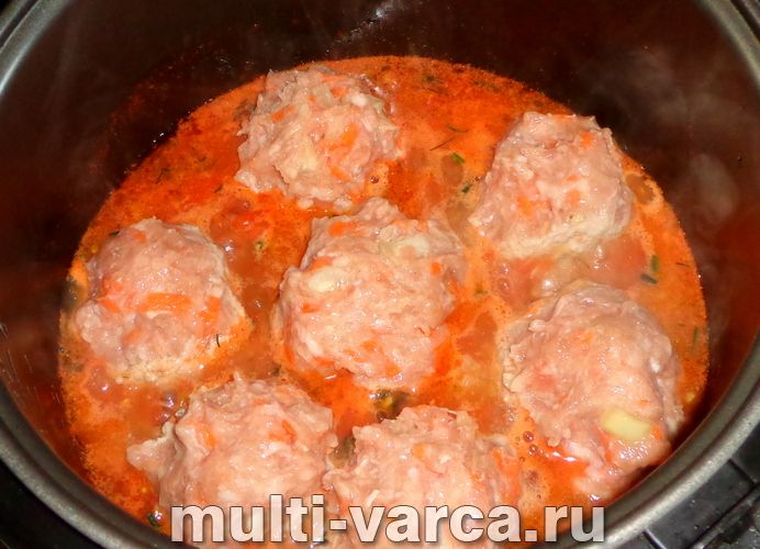 Фрикадельки в томатному соусі в мультиварці