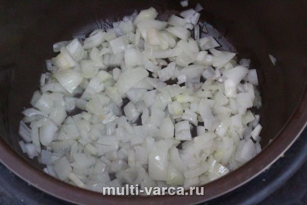 Горохова каша з цибулею в мультиварці