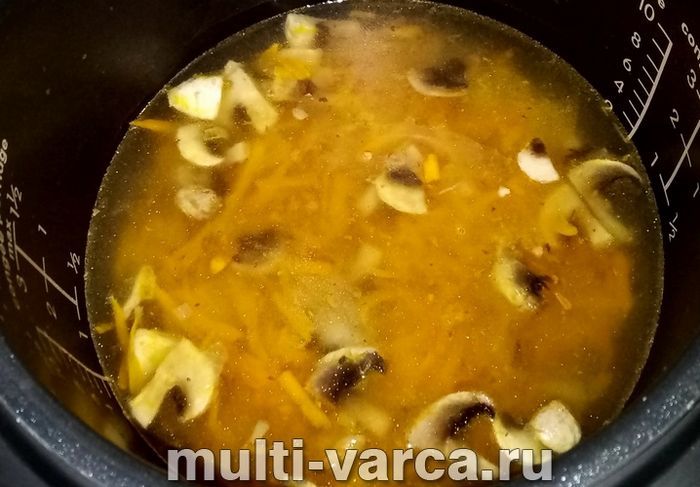 Гречка по-купецькому з грибами