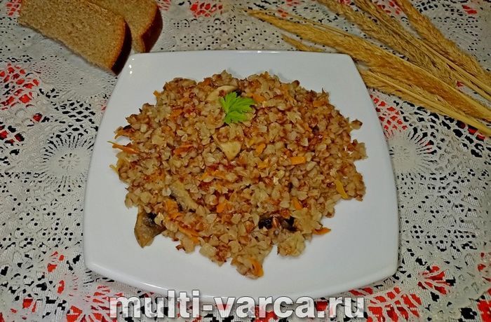 Гречка по-купецькому з грибами