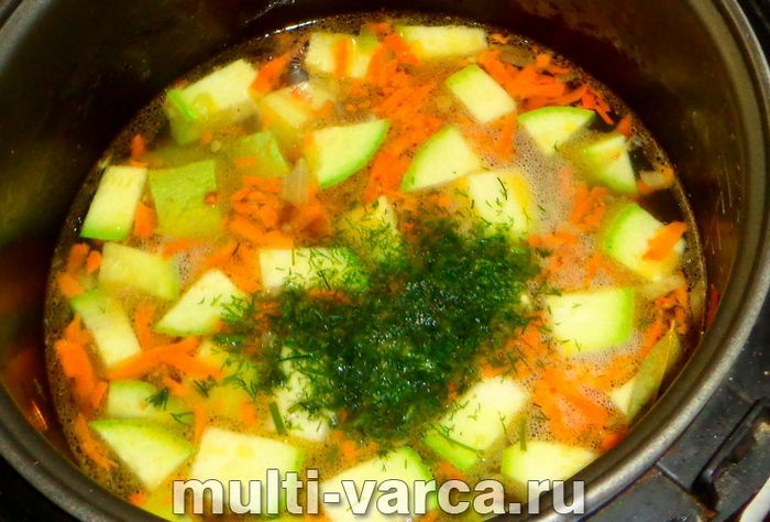 Гречка з кабачками в мультиварці