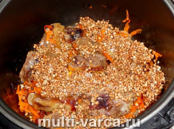 Качка з гречкою в мультиварці