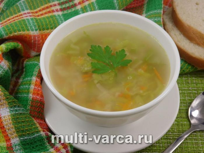 Картопляний суп із китайською капустою