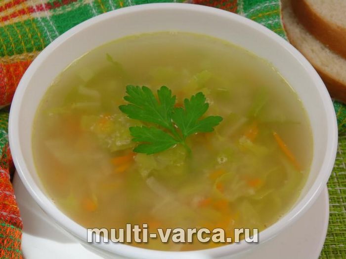 Картопляний суп із китайською капустою
