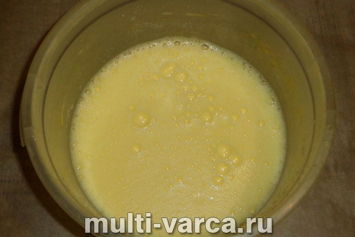 Кекс зі згущеним молоком у мультиварці