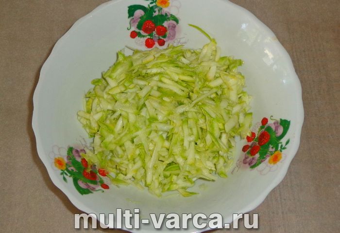 Котлети з кабачків на пару