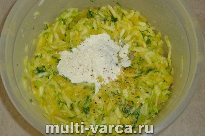 Котлети з кабачків на пару