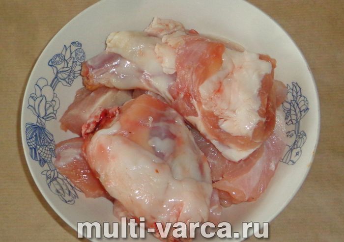 Кролик у томатному соусі