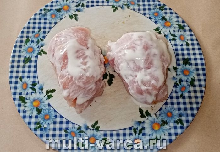 Курячі рулетики з начинкою