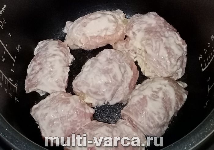 Курячі рулетики з начинкою