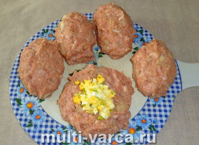 Курячі зрази в мультиварці