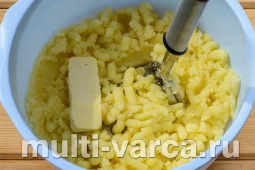 Ліниві вареники з сиру з картоплею [desc]Як приготувати ліниву шарлотку з яблуками