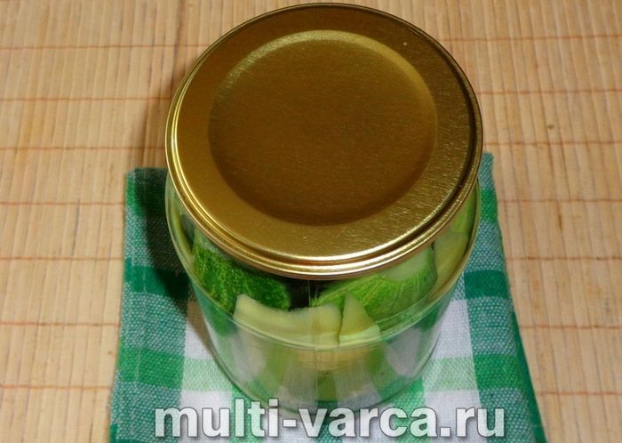 Мариновані огірки із солодким перцем на зиму