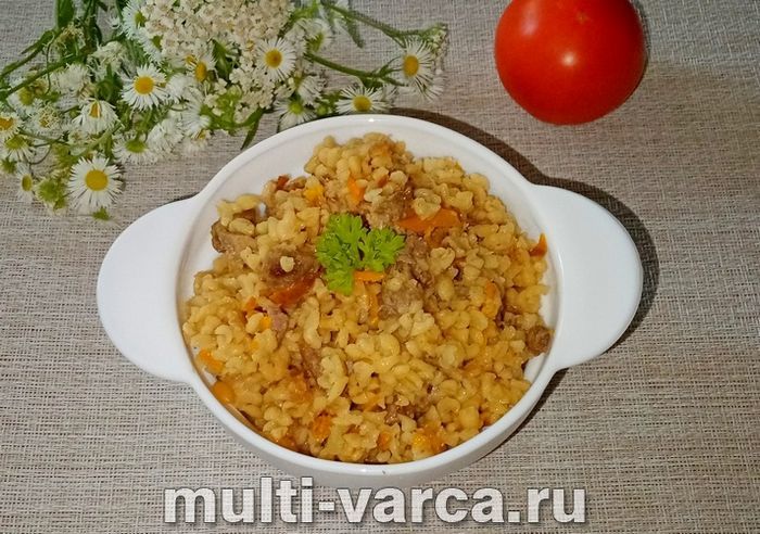 Плов із булгура зі свининою в мультиварці