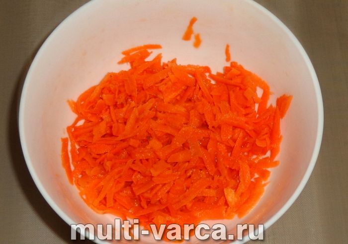 Пшенична каша з куркою в мультиварці