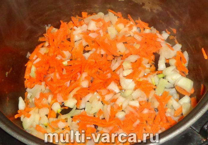 Пшенична каша з куркою в мультиварці
