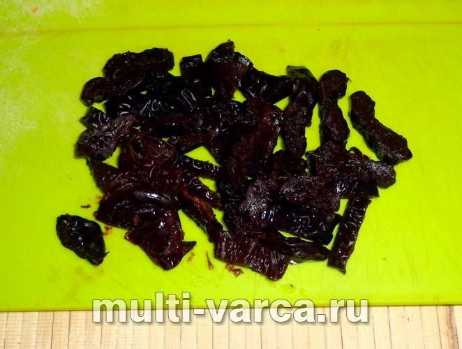 Рис із чорносливом у мультиварці