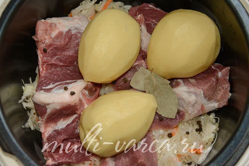 Щи з квашеної капусти