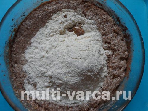 Шоколадно-апельсиновий пиріг із малиною