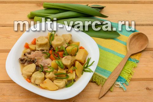 Штрудлі з куркою і картоплею