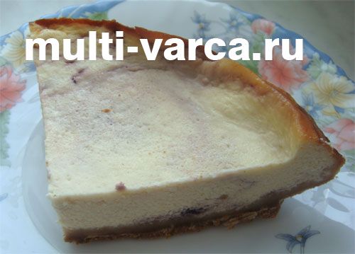 Сирний чізкейк із варенням у мультиварці