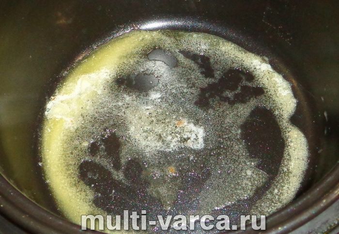 Сирний соус у мультиварці