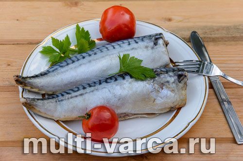 Скумбрія в рукаві, приготована на пару