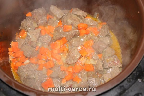 Тушкована картопля з печінкою