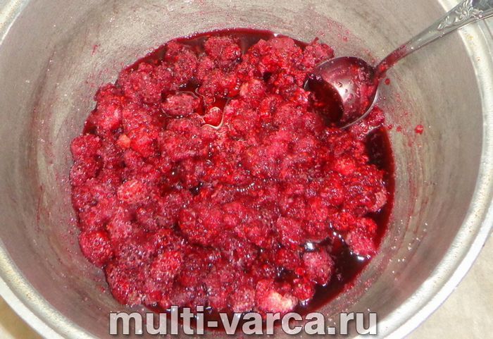 Варення з малини та чорної смородини